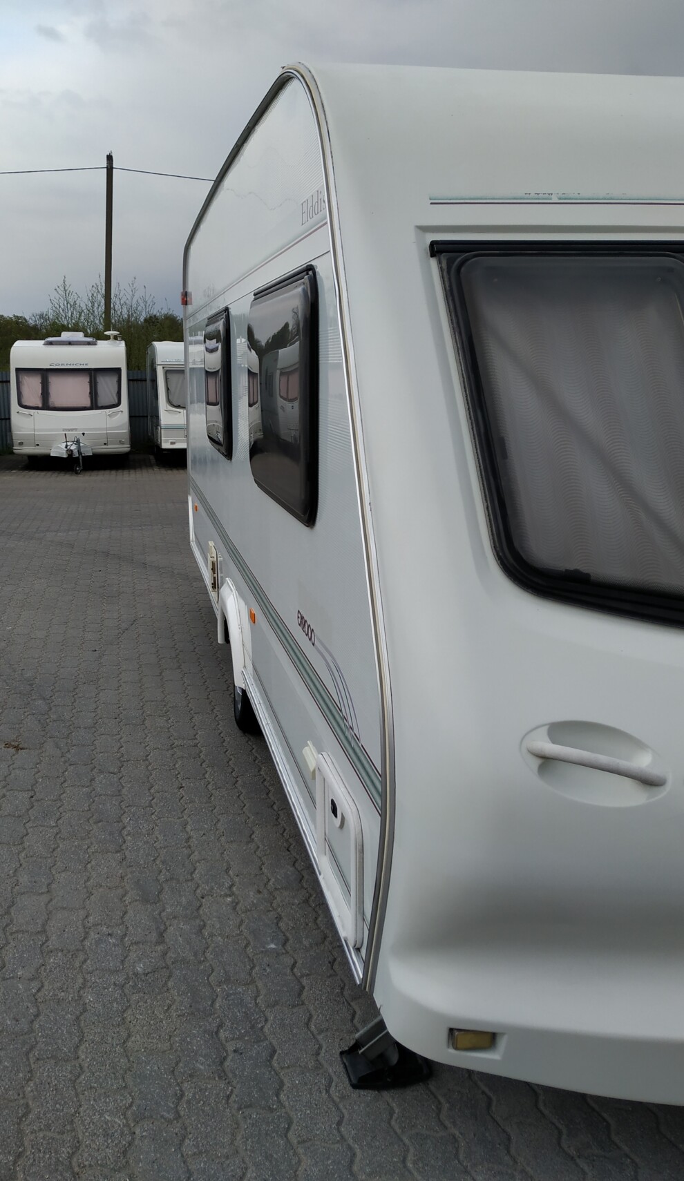 Дом на колёсах, Прицеп-дача: ELDDIS EX 2000.